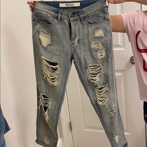 Brandy Melville boyfriend jeans